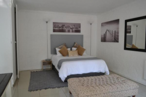Bryanston Elgin - Cottage 1
